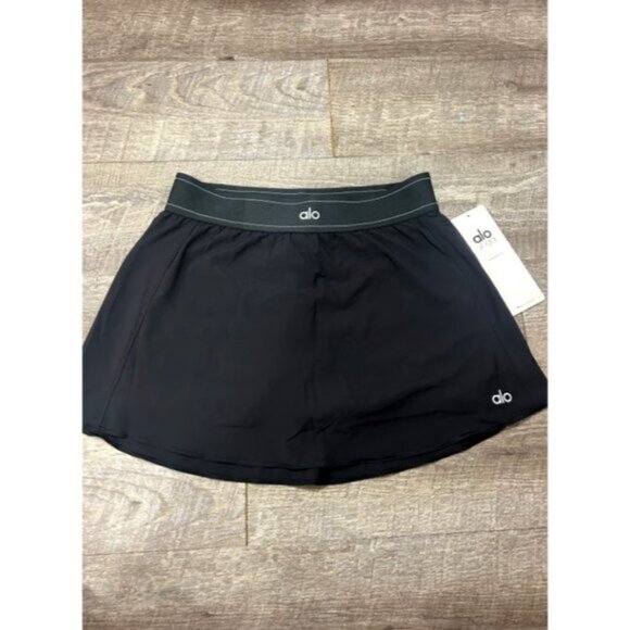 ALO Yoga Dresses & Skirts - NWT Alo Yoga Match Point Tennis Skirt – Black (Size L) 🎾🖤🩳